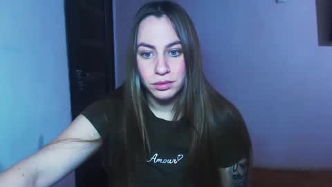 Yuliia online show from December 2025 02:34:01 PM