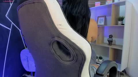 Liz online show from February 2026 10:27:01 PM