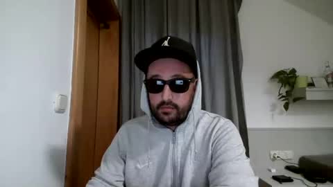 Snapshot of shadez4ever chatting on June 2026 07:16:02 PM shadez4ever online show from June 2026 07:16:02 PM