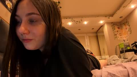 shadow_raffi online show from September 2025 02:39:02 AM