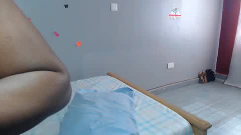 shaky xxx online show from February 2025 06:26:02 AM