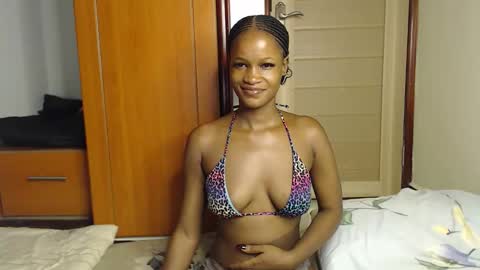 shaky xxx online show from November 2025 11:37:01 PM