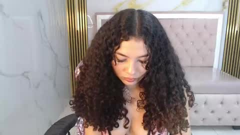 Shalon  online show from December 2024 04:14:01 PM