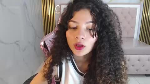 Shalon  online show from December 2024 04:05:01 PM
