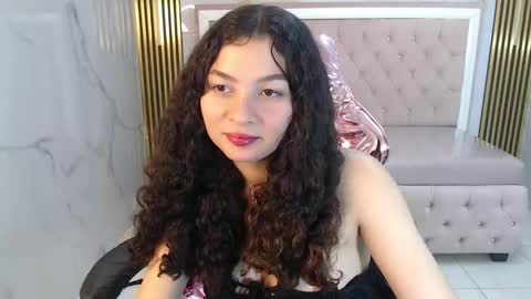 Shalon  online show from December 2024 04:21:02 PM
