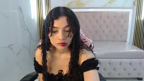 Shalon  online show from December 2024 01:07:02 PM