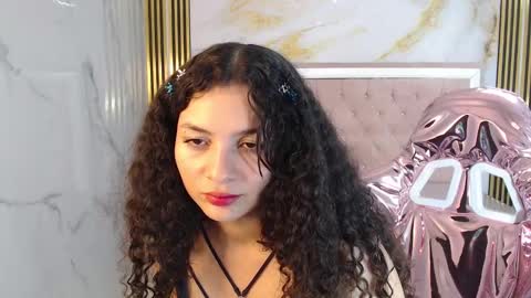 Shalon  online show from December 2024 04:20:01 PM
