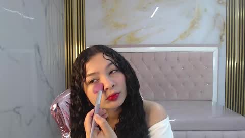 Shalon  online show from December 2024 01:06:02 PM