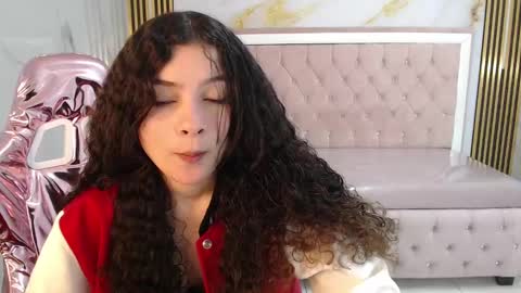 Shalon  online show from January 2025 01:21:02 PM