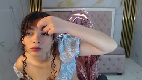 Shalon  online show from February 2025 01:22:01 PM