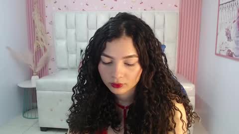 Shalon  online show from September 2025 01:15:01 PM