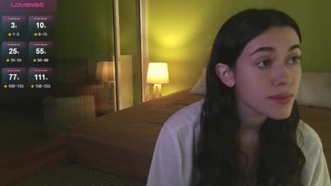 Snapshot of shamahasla chatting on September 2025 12:32:02 AM Sade online show from September 2025 12:32:02 AM