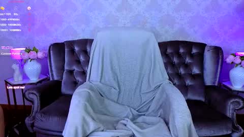 Snapshot of shame_lesss chatting on November 2025 02:27:02 PM Lessi online show from November 2025 02:27:02 PM