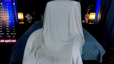 Snapshot of shame_lesss chatting on November 2025 06:46:02 AM Lessi online show from November 2025 06:46:02 AM