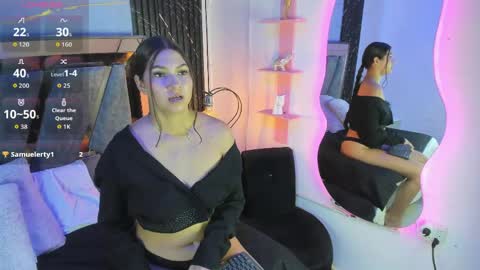 Snapshot of shanel_elyse chatting on June 2026 03:36:01 PM Shanel Elyse online show from June 2026 03:36:01 PM