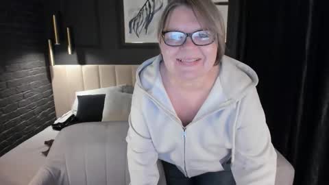 Snapshot of shannonshine chatting on May 2026 07:05:02 AM Shannon online show from May 2026 07:05:02 AM