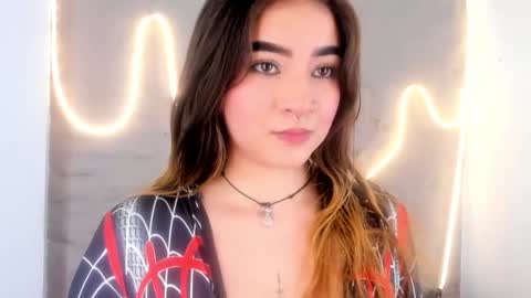 Shanntal  online show from February 2026 07:42:02 PM