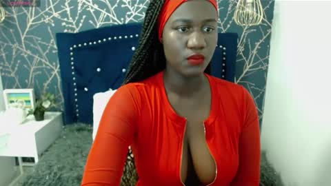 Snapshot of shanntall_tk chatting on February 2025 12:03:02 PM shanntall_tk online show from February 2025 12:03:02 PM