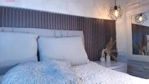 SHANON online show from February 2026 06:20:02 PM