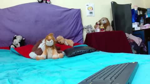 Snapshot of shantal_houston chatting on February 2025 02:56:02 AM Shantal online show from February 2025 02:56:02 AM