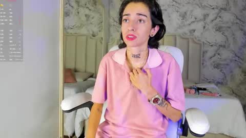 Shantal online show from November 2025 04:00:02 AM