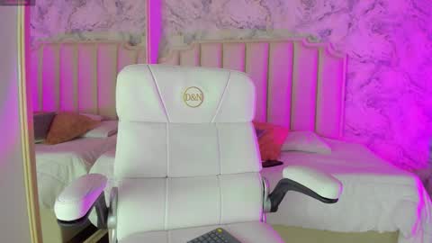 Shantal online show from January 2026 11:14:02 AM