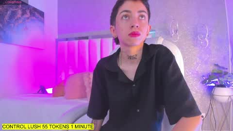 Snapshot of shantal_thompson21 chatting on April 2026 11:25:02 AM Shantal online show from April 2026 11:25:02 AM