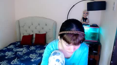 SHANTA FOX  s online show from February 2026 02:40:02 AM