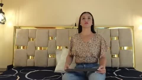 shantall 05 online show from October 2025 07:03:02 PM