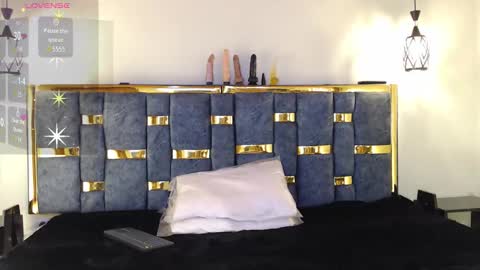 shantall 05 online show from November 2025 02:44:01 AM