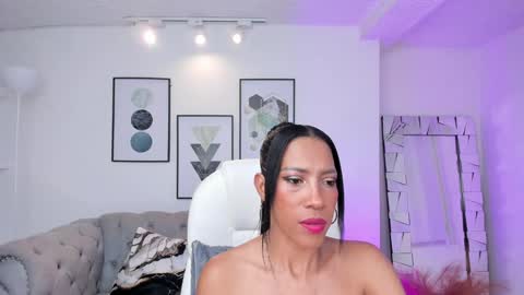 Shantall wills online show from January 2025 09:44:02 PM