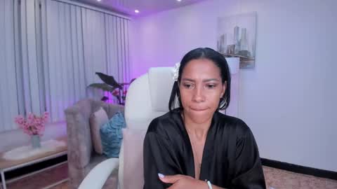 Shantall wills online show from January 2025 03:01:01 AM