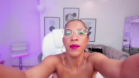 Shantall wills online show from January 2025 08:00:01 PM