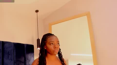 Shantall Miller online show from January 2026 05:27:02 PM