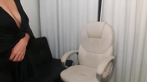 shantal online show from February 2025 12:06:01 AM