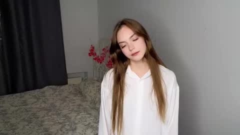 Juli online show from October 2025 03:56:02 PM