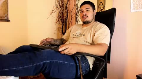 jhon deibyd online show from February 2025 02:04:02 PM