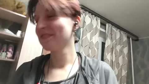 Snapshot of sharleenyodis chatting on May 2026 06:49:02 PM Sara online show from May 2026 06:49:02 PM