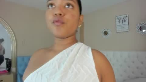 Snapshot of sharlot_evans_ chatting on July 2026 12:32:02 PM Sharlot online show from July 2026 12:32:02 PM