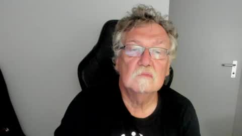 sharlots_pet online show from July 2026 10:22:02 AM
