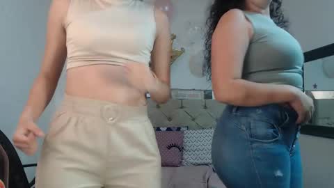 Snapshot of sharlotte__jones chatting on January 2025 02:55:01 PM Sara online show from January 2025 02:55:01 PM