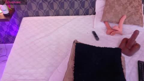 Sharom  online show from January 2025 11:02:01 PM