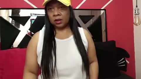 Snapshot of sharon_noa chatting on February 2026 11:28:01 AM Sharon Noa online show from February 2026 11:28:01 AM