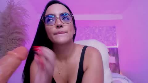 Sharon online show from September 2025 07:24:02 PM