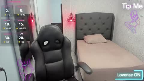 M A G N O  online show from November 2025 12:39:02 PM