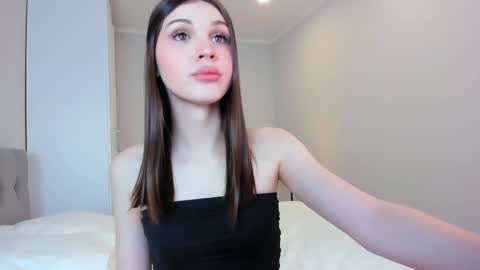 Snapshot of sharonforever chatting on December 2024 10:45:02 AM Sharon online show from December 2024 10:45:02 AM