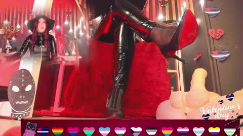 Snapshot of sharoon_gold chatting on February 2025 09:15:02 PM Your mistress Sharon online show from February 2025 09:15:02 PM
