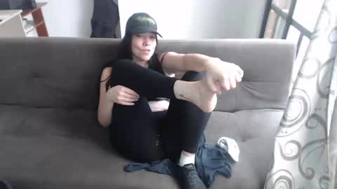 Snapshot of sharoonnn34 chatting on February 2025 04:25:01 PM SHAROON online show from February 2025 04:25:01 PM