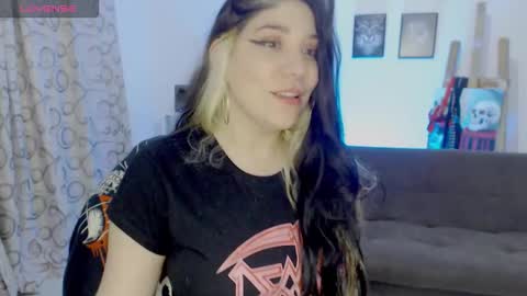 Snapshot of sharoonnn34 chatting on November 2025 11:58:02 PM SHAROON online show from November 2025 11:58:02 PM