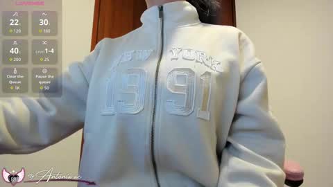 Antonia online show from January 2026 10:53:01 AM